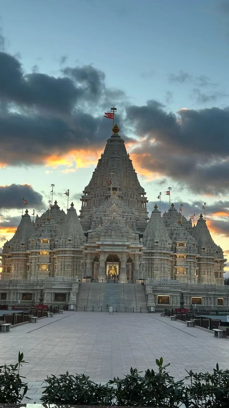 6 Days Varanasi Ayodhya Chitrakoot Tour Package